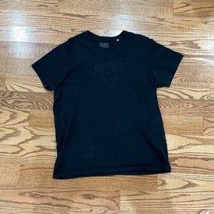 Guess t shirt size L good condition men